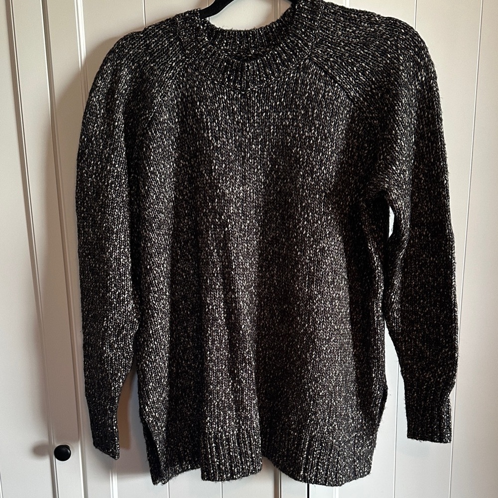 LOFT Women Black and White Crewneck Sweater